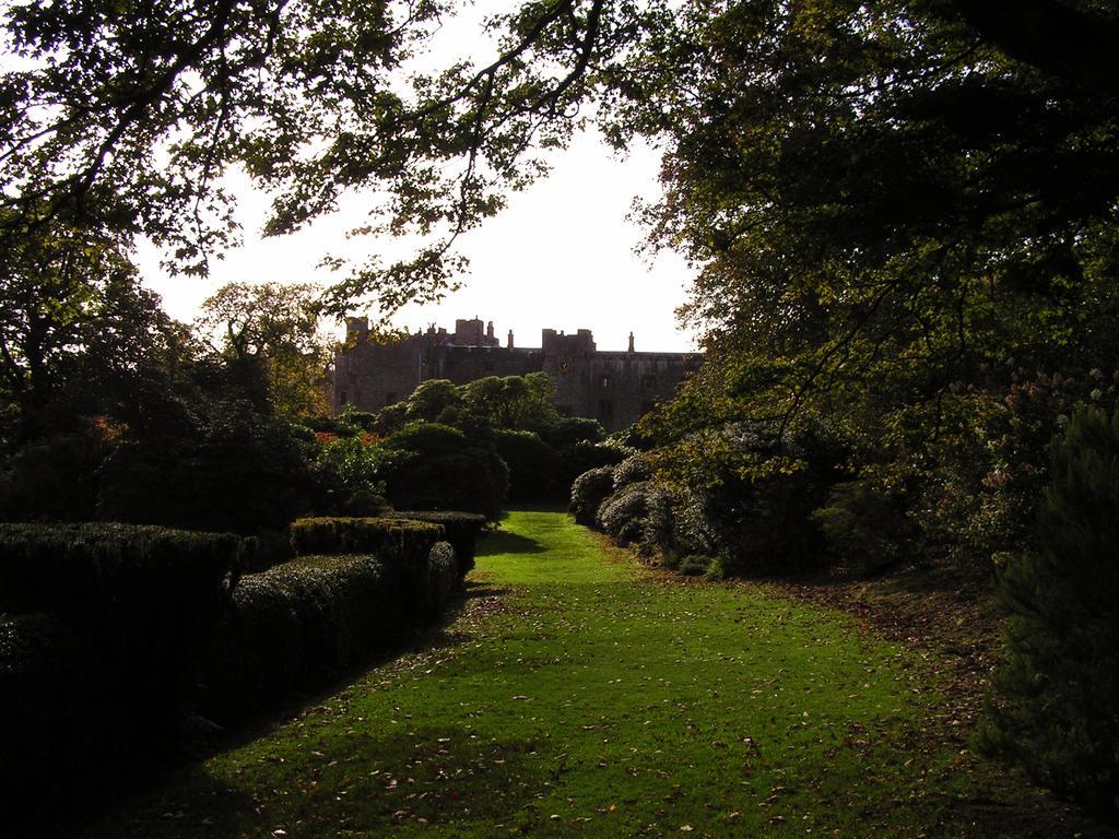 Muncaster Castle Coachman's Quarters 4* Ravenglass